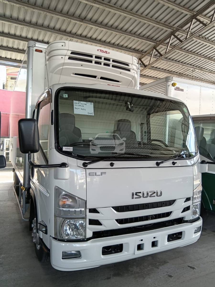 Image Isuzu Elf freezer 18 Feet 2018 